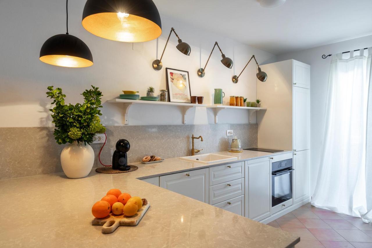 Apartman Luri Сутиван Екстериор снимка
