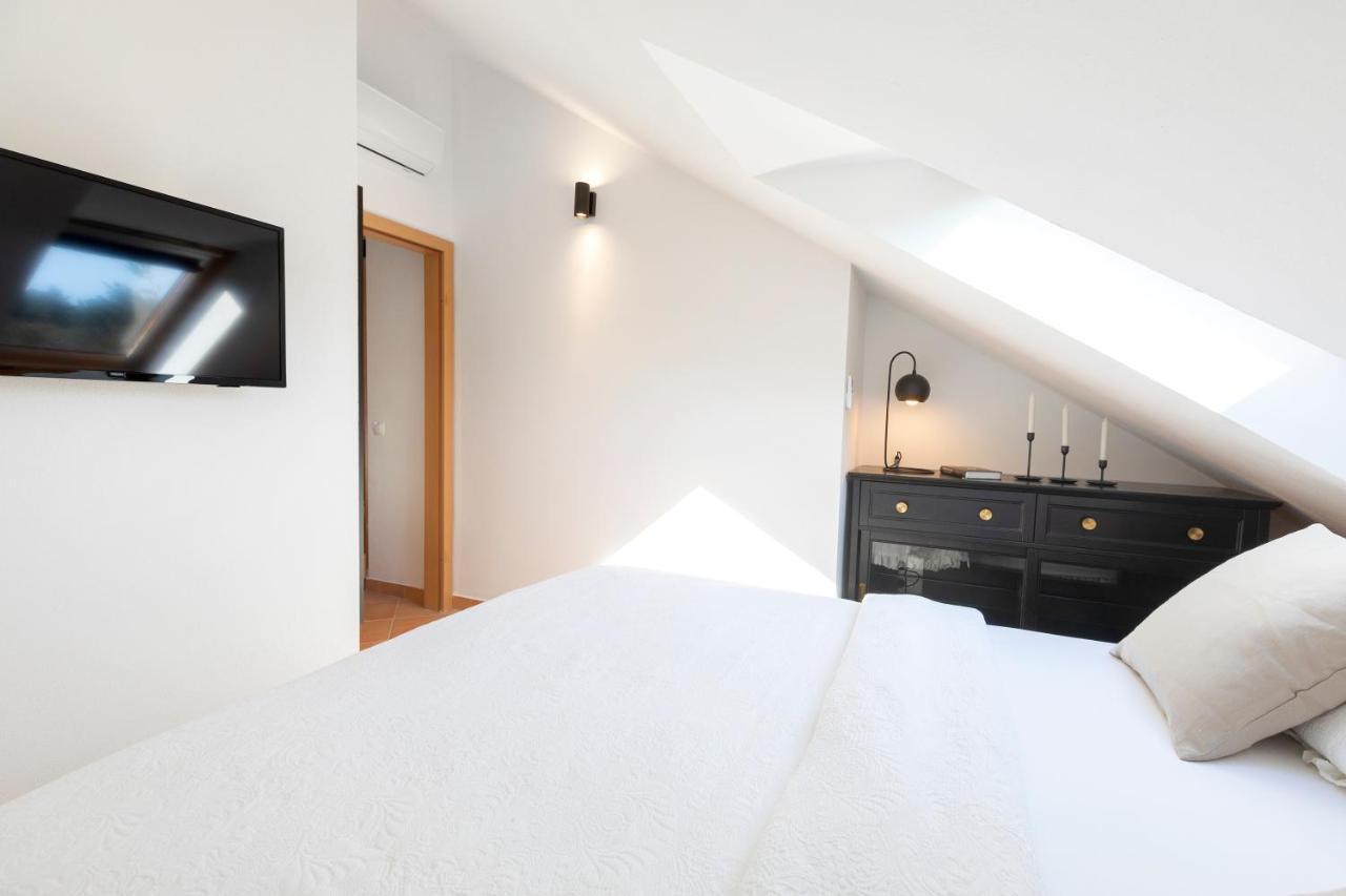 Apartman Luri Сутиван Екстериор снимка
